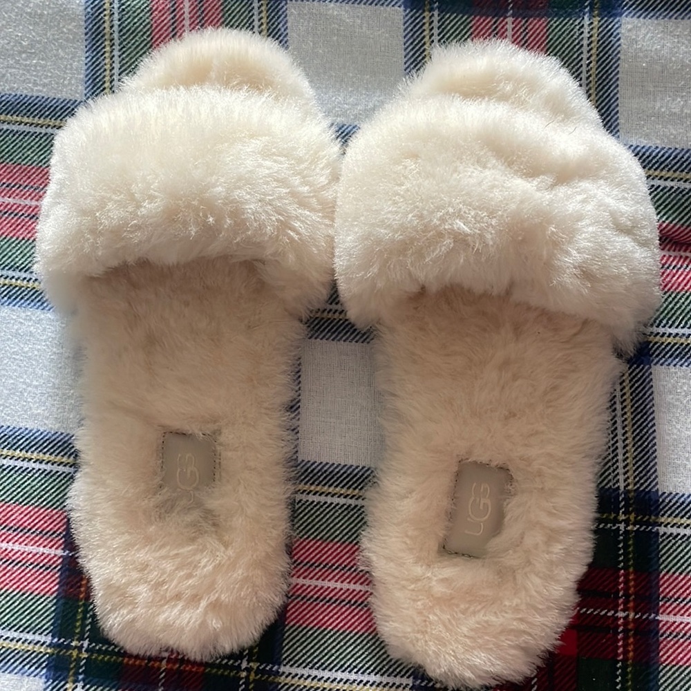 Ugg slippers